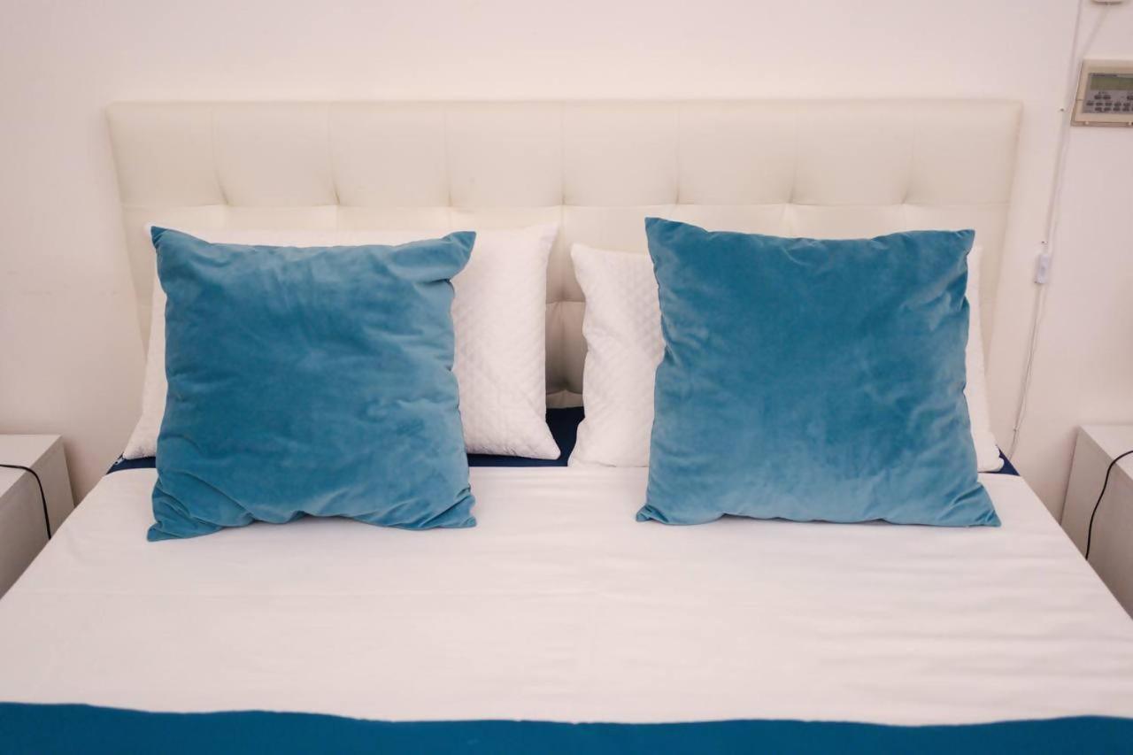 Davids Room Palazzo Tamborino Lecce Bagian luar foto