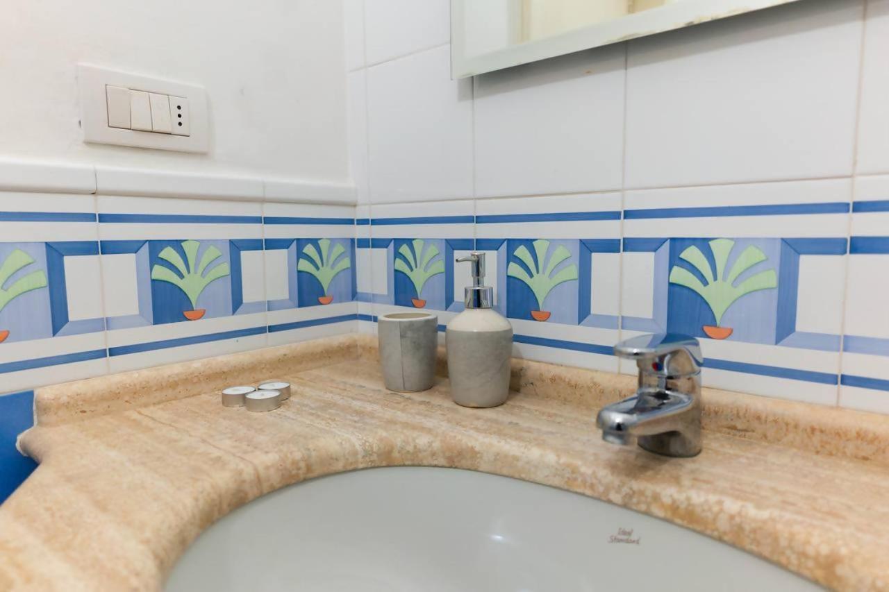 Davids Room Palazzo Tamborino Lecce Bagian luar foto